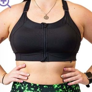 Black Constantly Varied Gear CYT zip up sports bra L